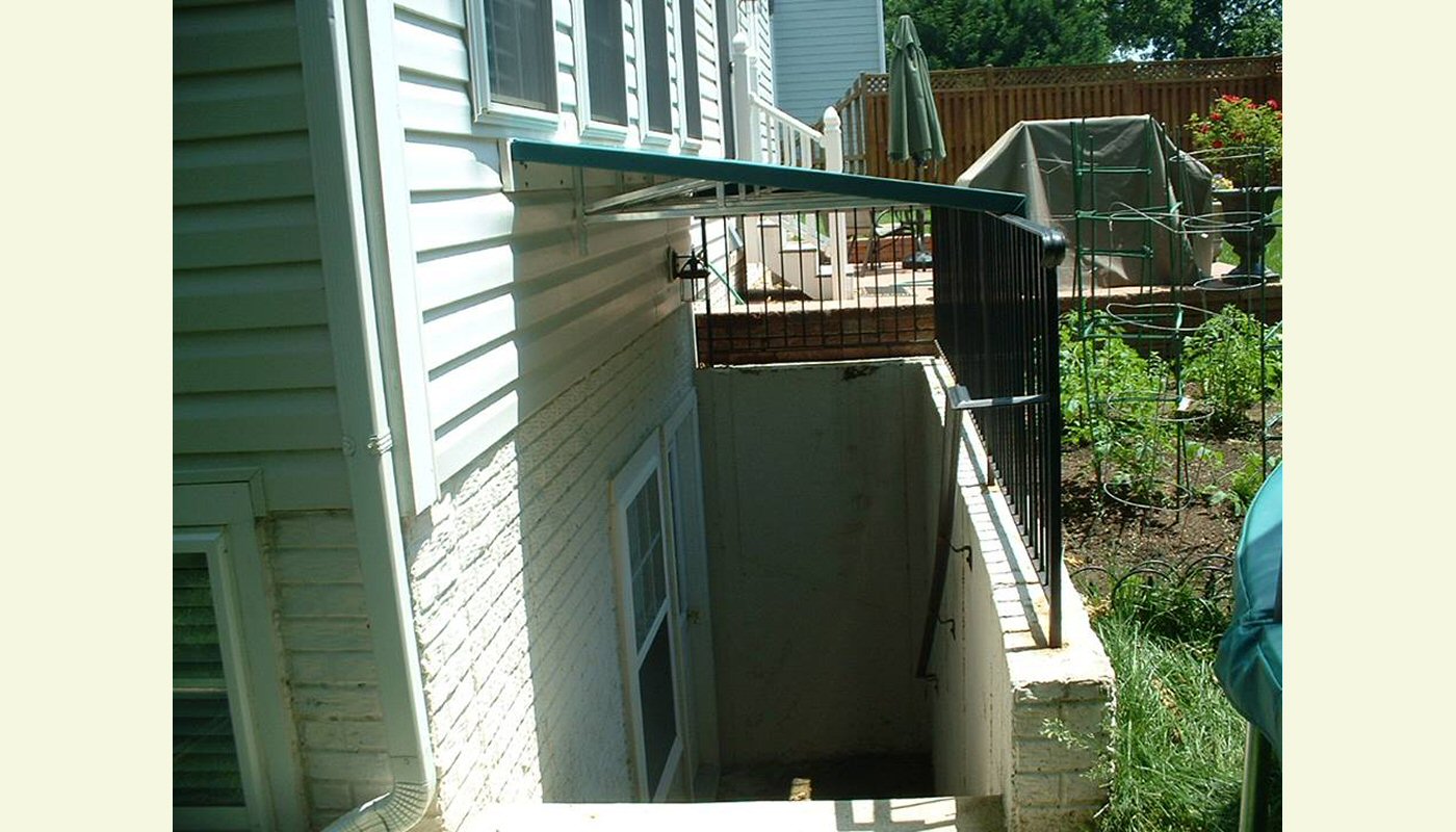 back_stairwell_res.jpg back_stairwell_res.jpg